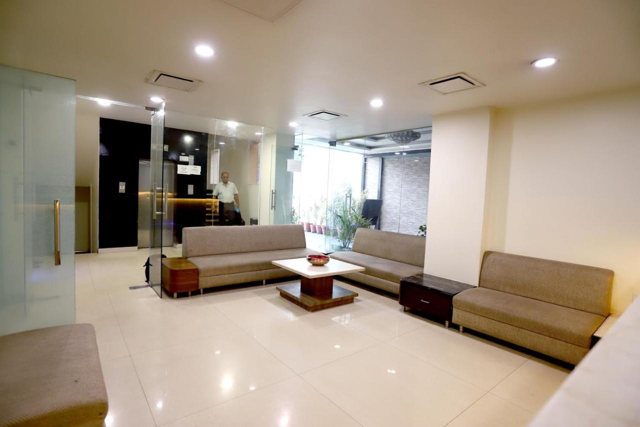 Hotel Blue Pearl โบปาล ภายนอก รูปภาพ