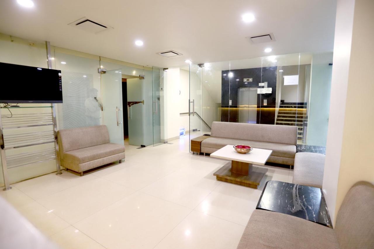 Hotel Blue Pearl โบปาล ภายนอก รูปภาพ